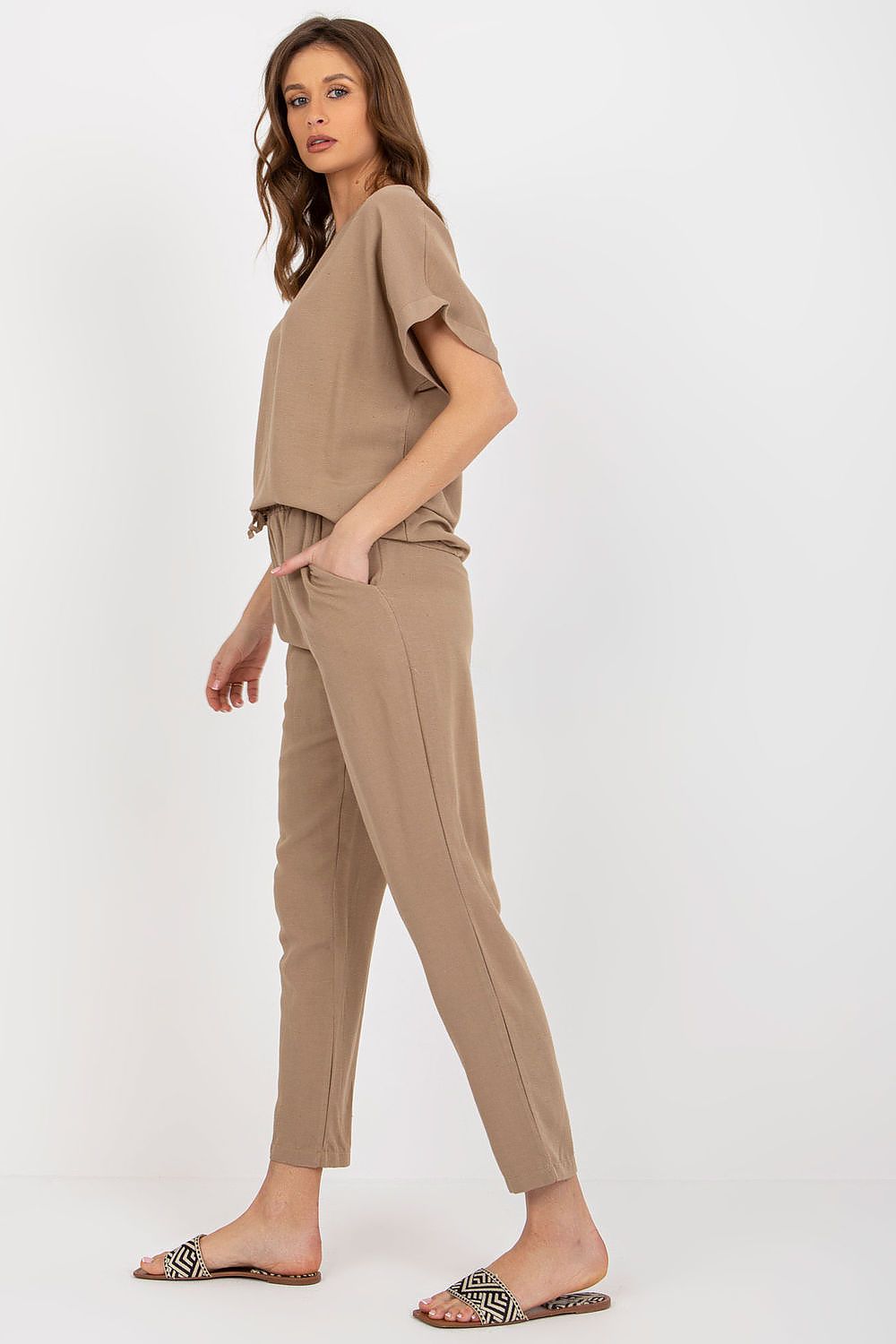 L`ensemble model 179029 Rue Paris