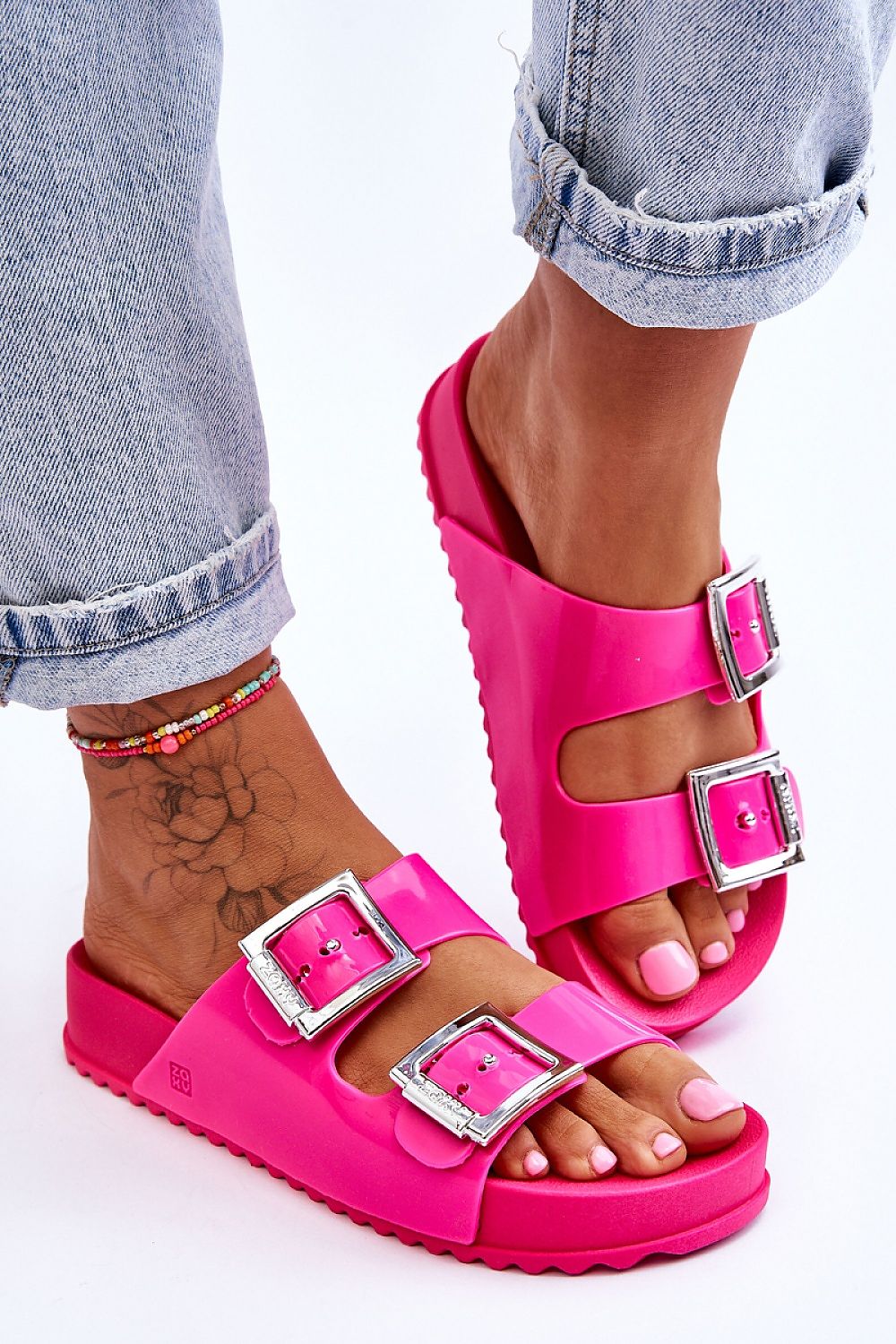 Clacquettes model 179087 Step in style