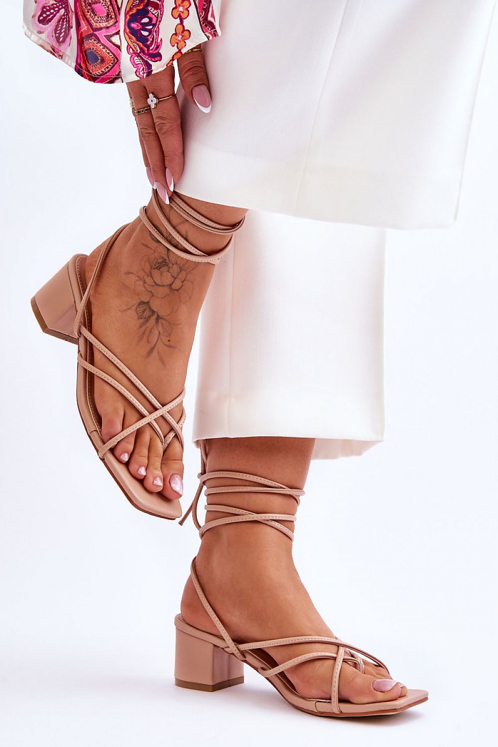 Lace-up sandals model 180122 Step in style