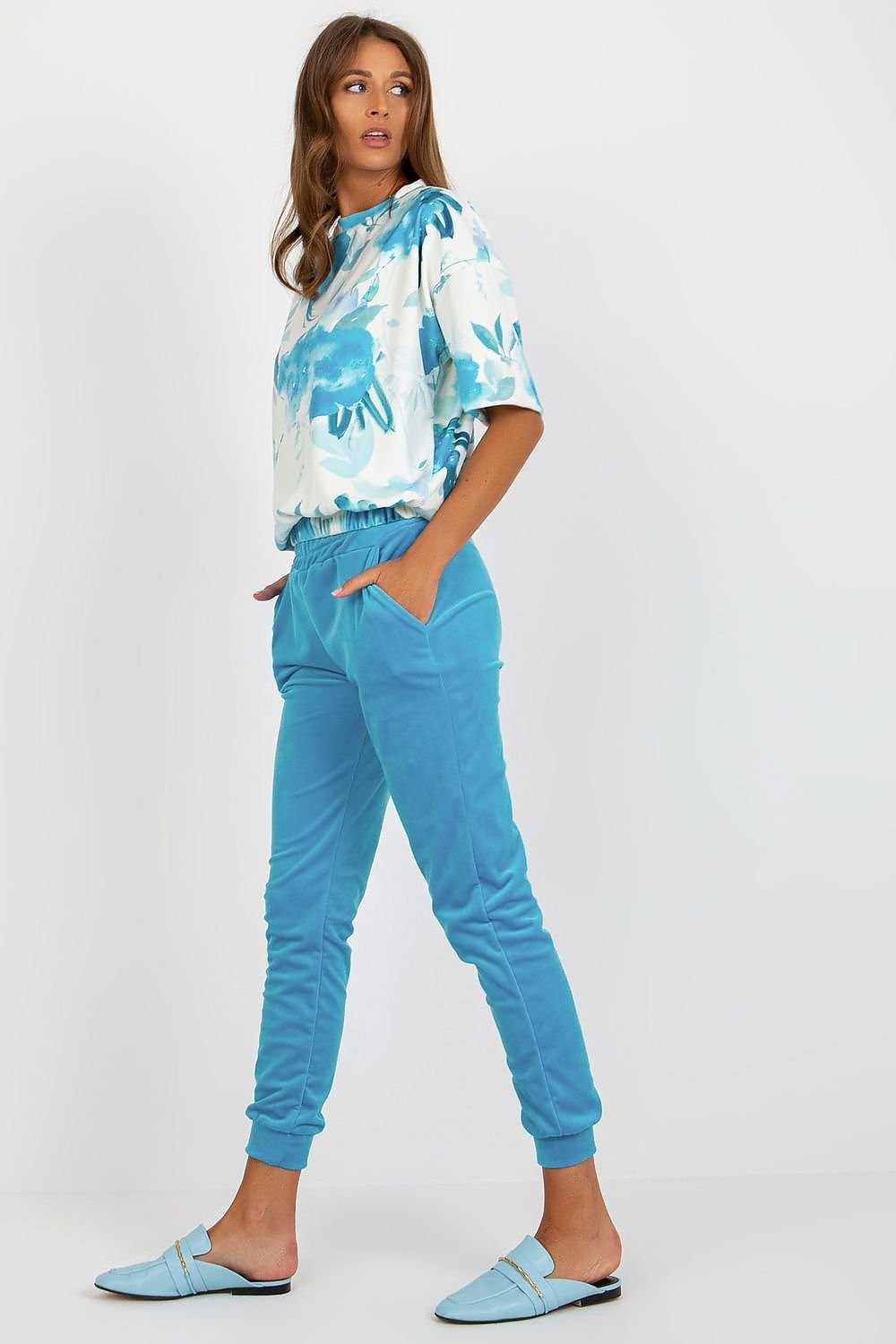 L`ensemble model 180211 Rue Paris