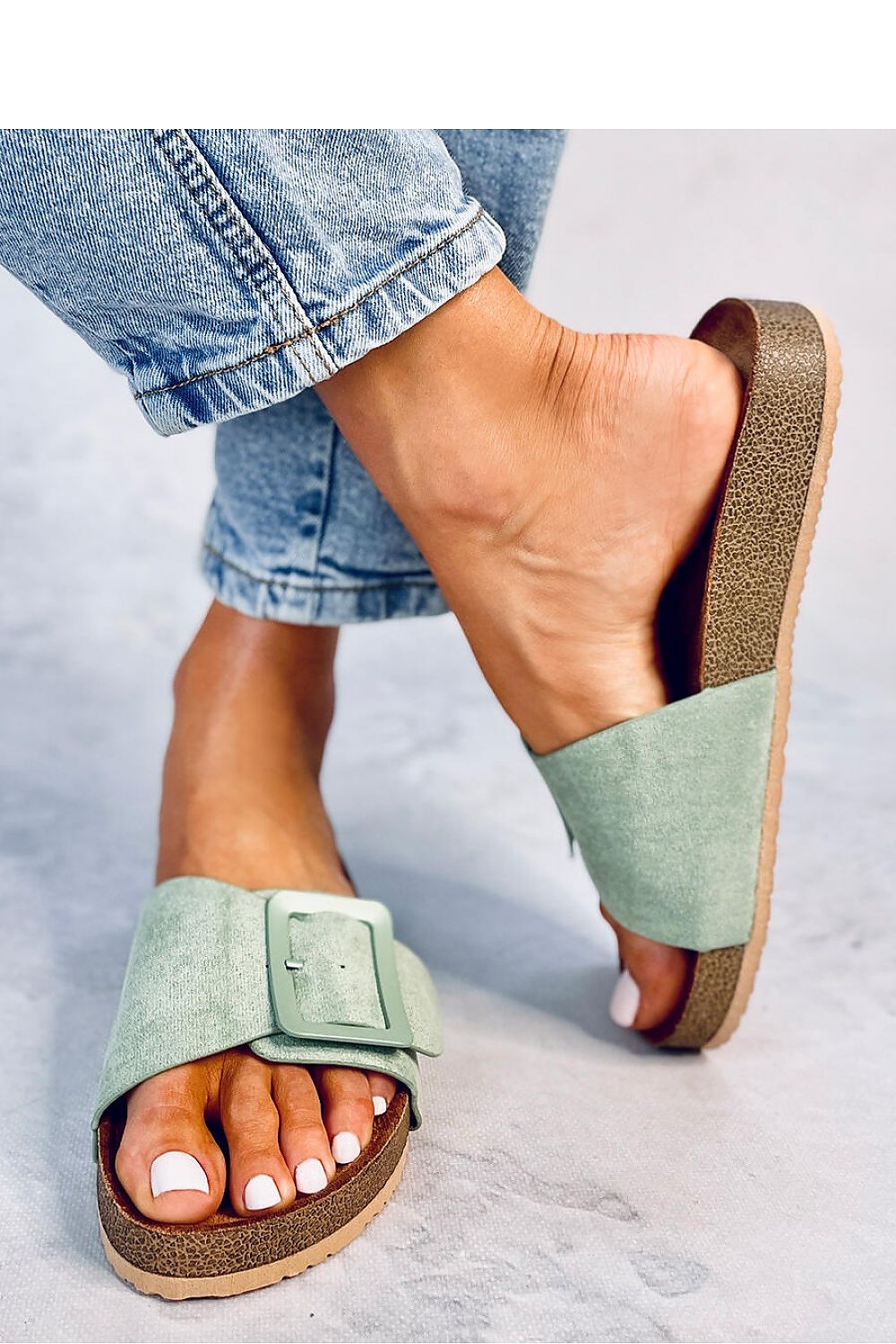 Clacquettes model 180551 Inello