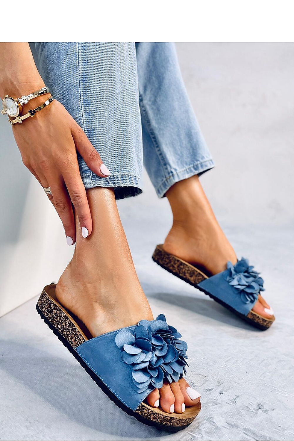 Clacquettes model 180562 Inello