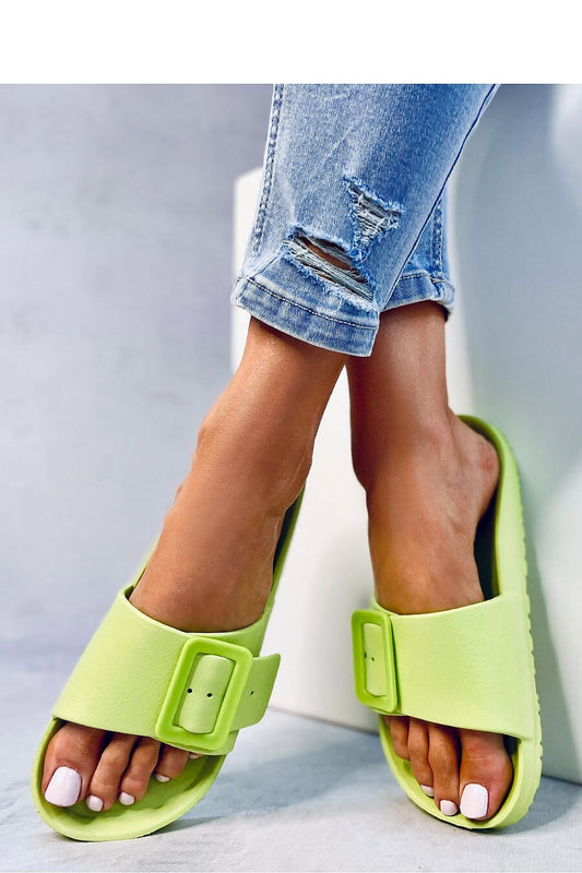 Clacquettes model 180573 Inello