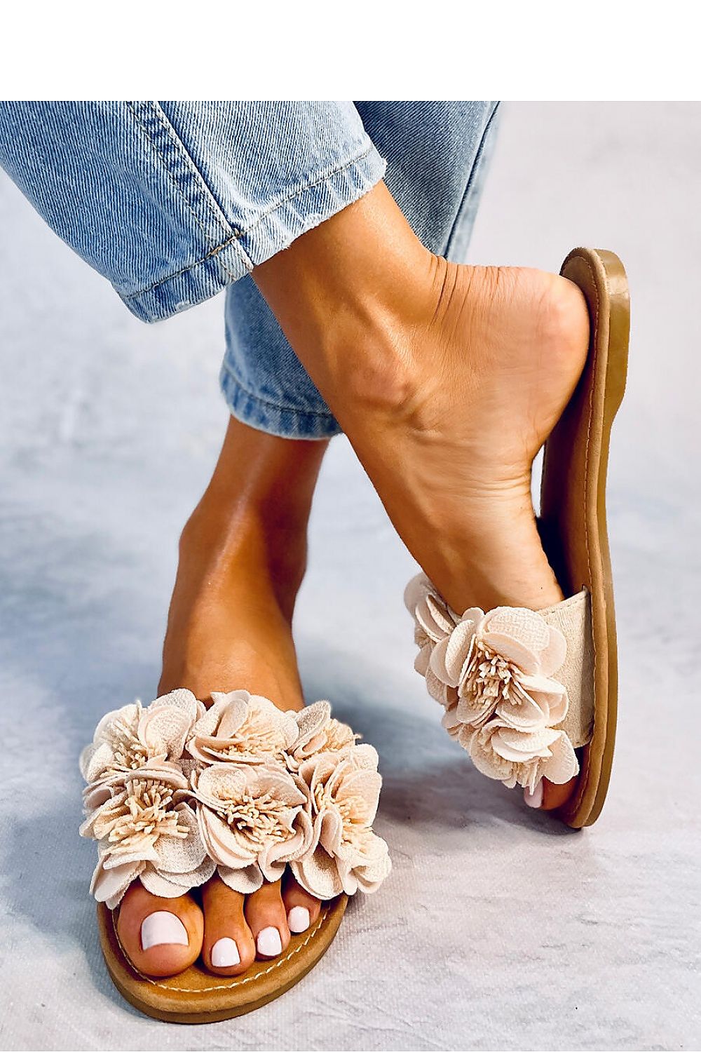 Clacquettes model 180586 Inello
