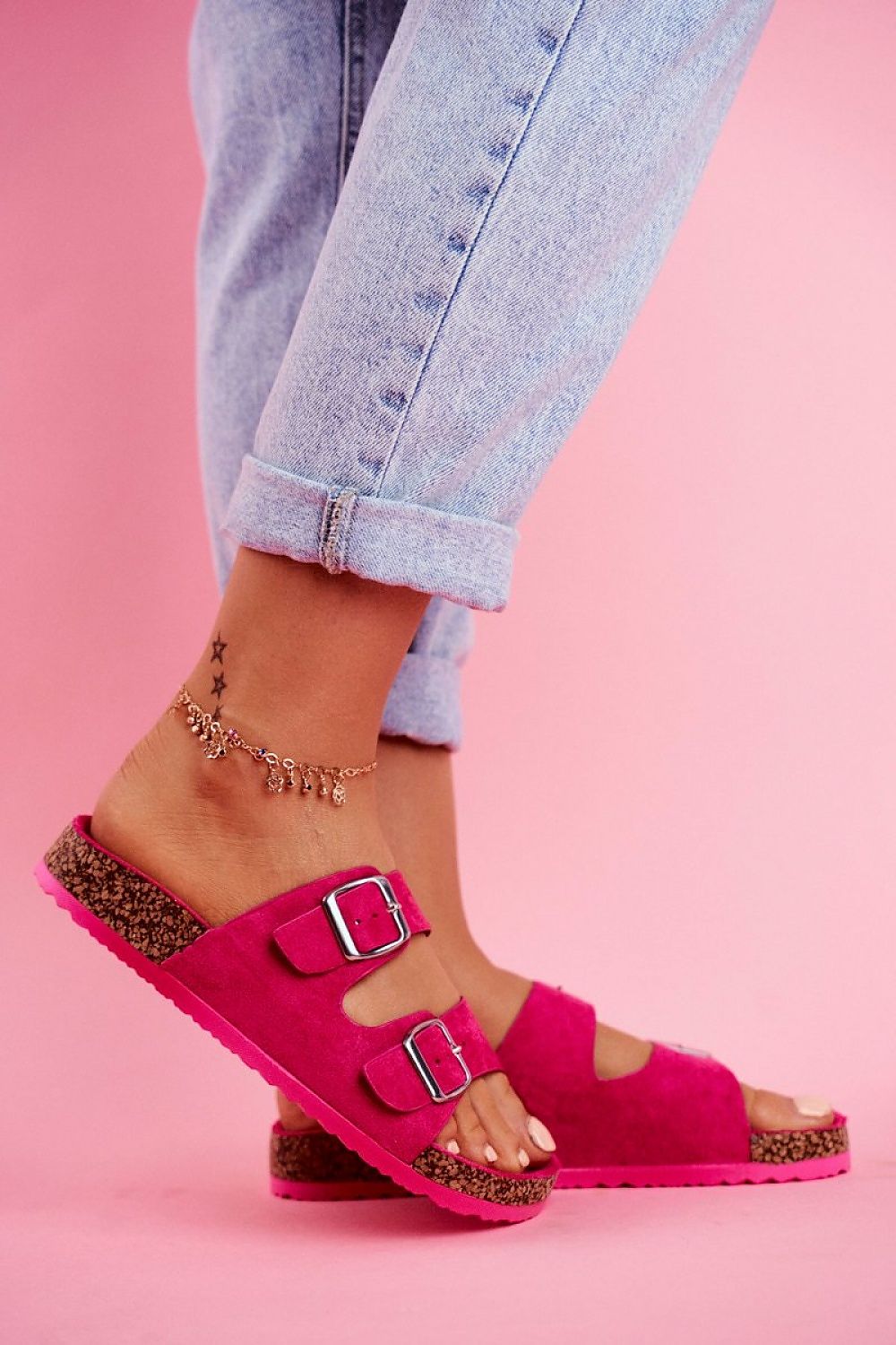 Clacquettes model 180692 Step in style