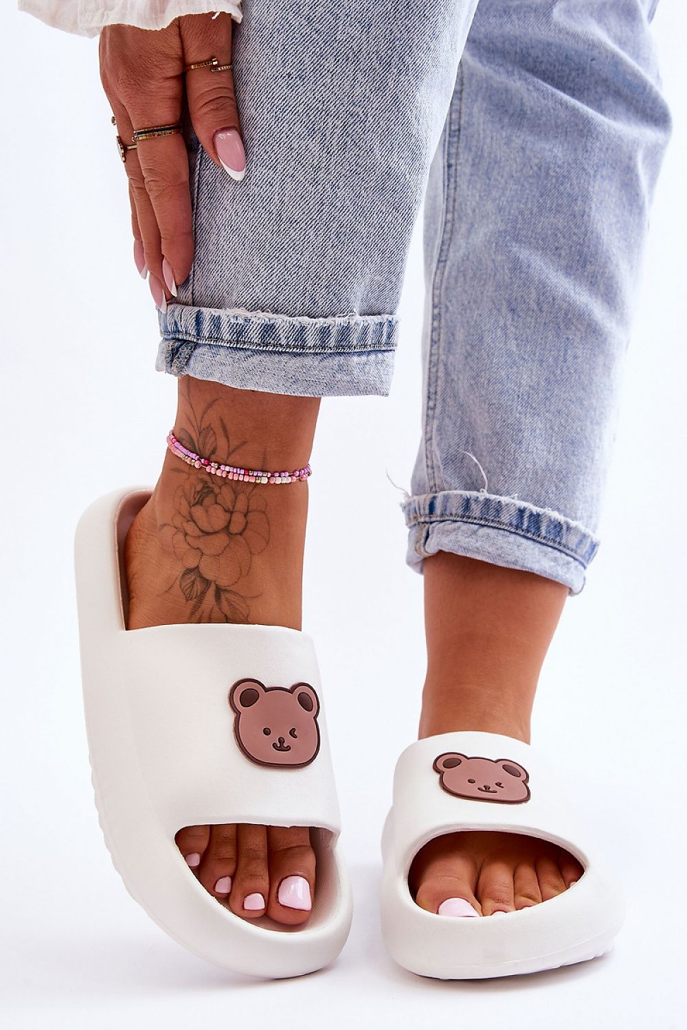 Clacquettes model 180982 Step in style