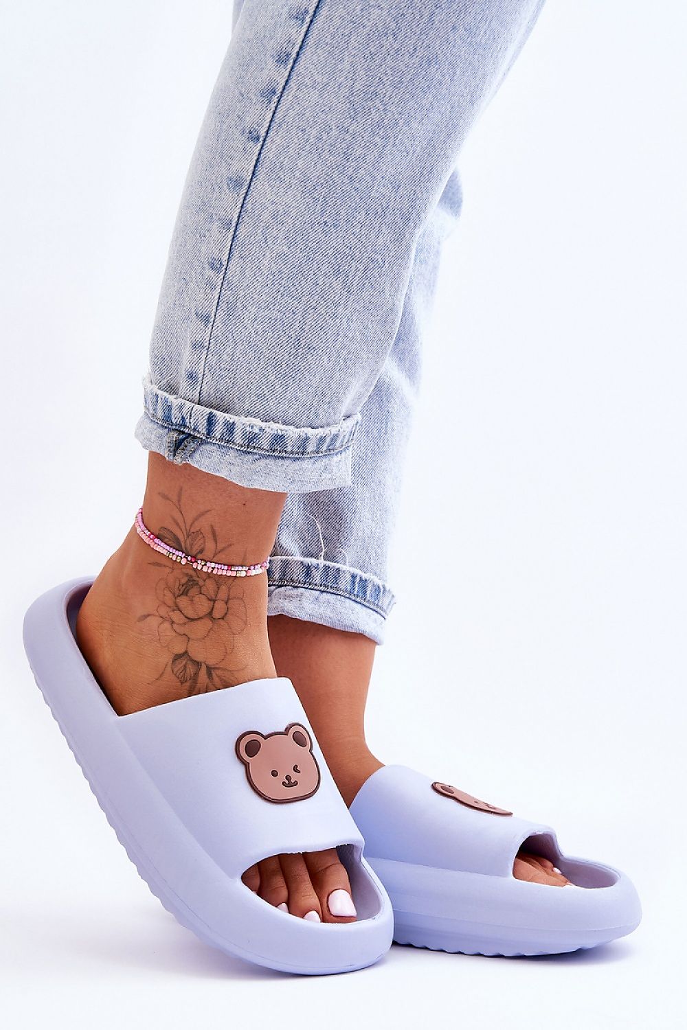 Clacquettes model 180982 Step in style
