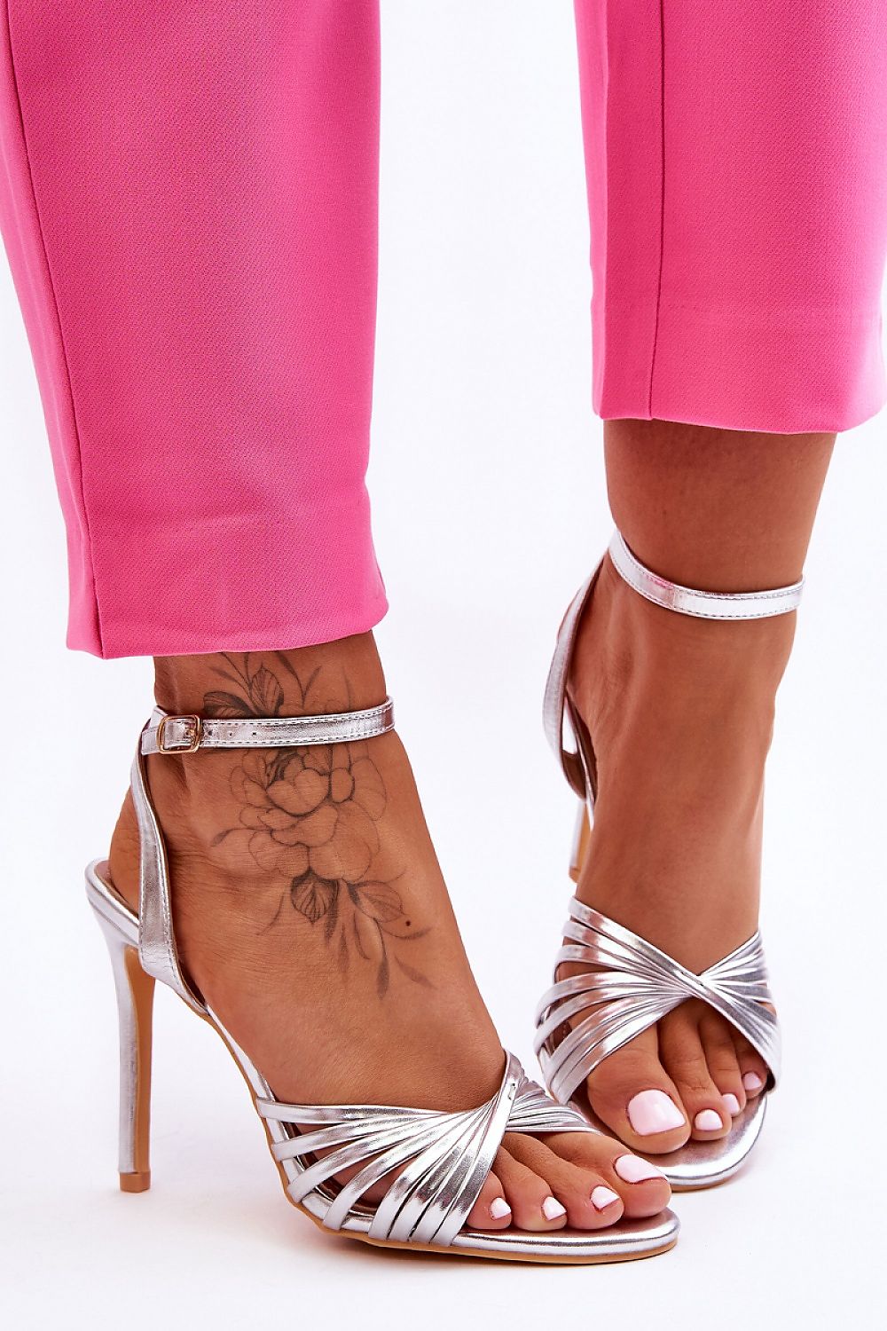 Heeled sandals model 181075 Step in style