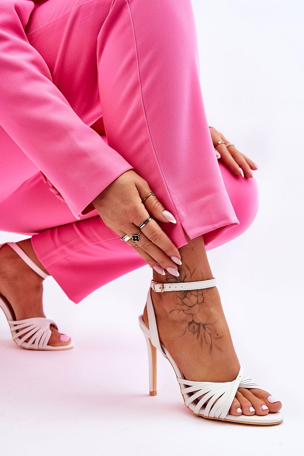Heeled sandals model 181075 Step in style