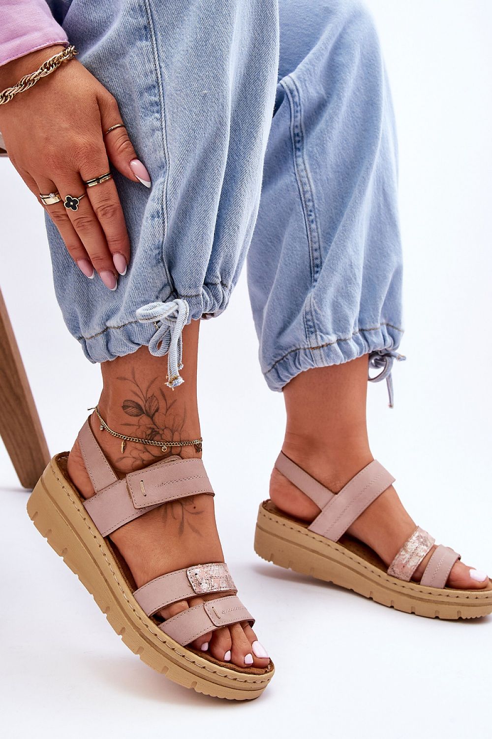 Buskins model 181423 Step in style