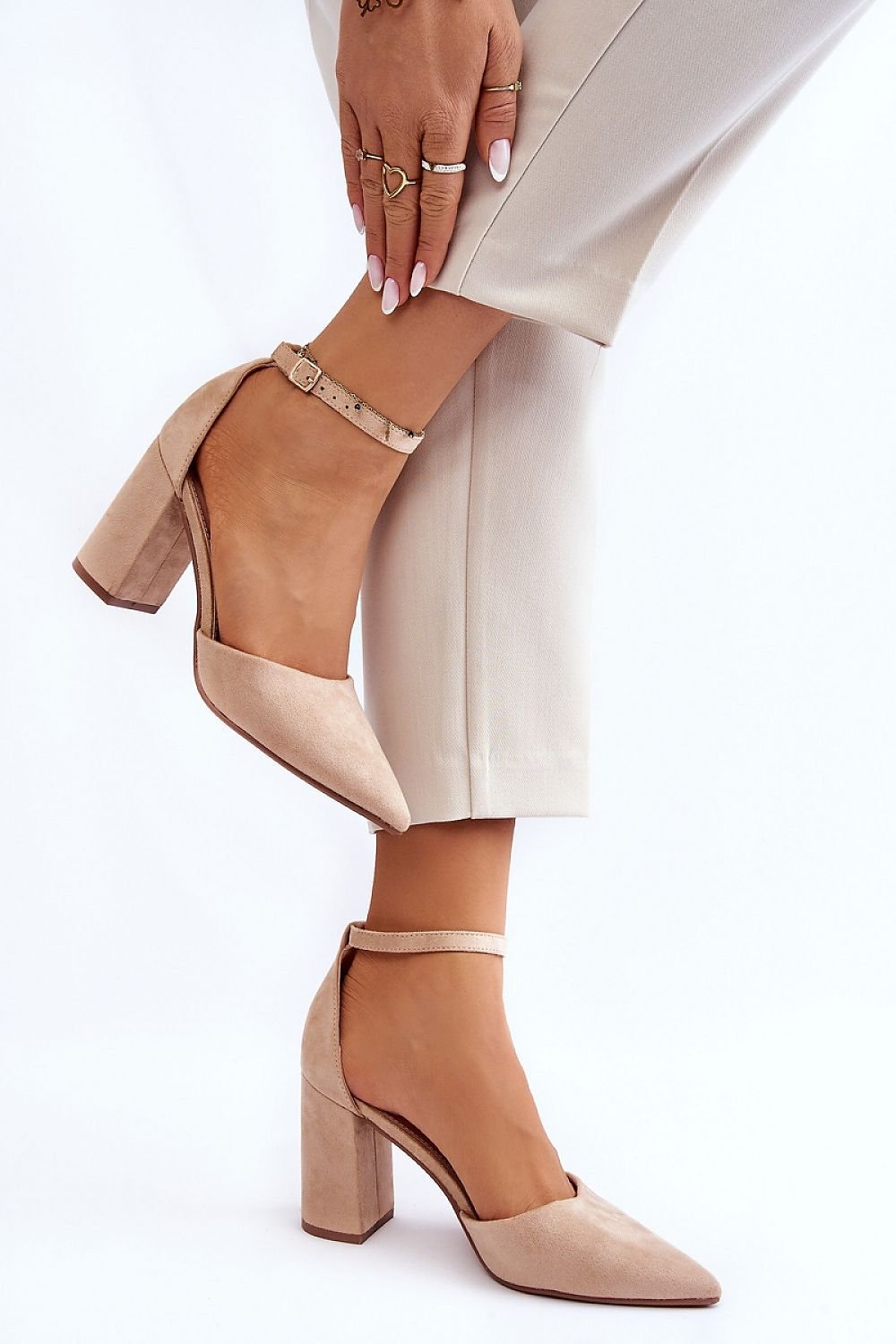 Wide heel pumps model 181456 Step in style
