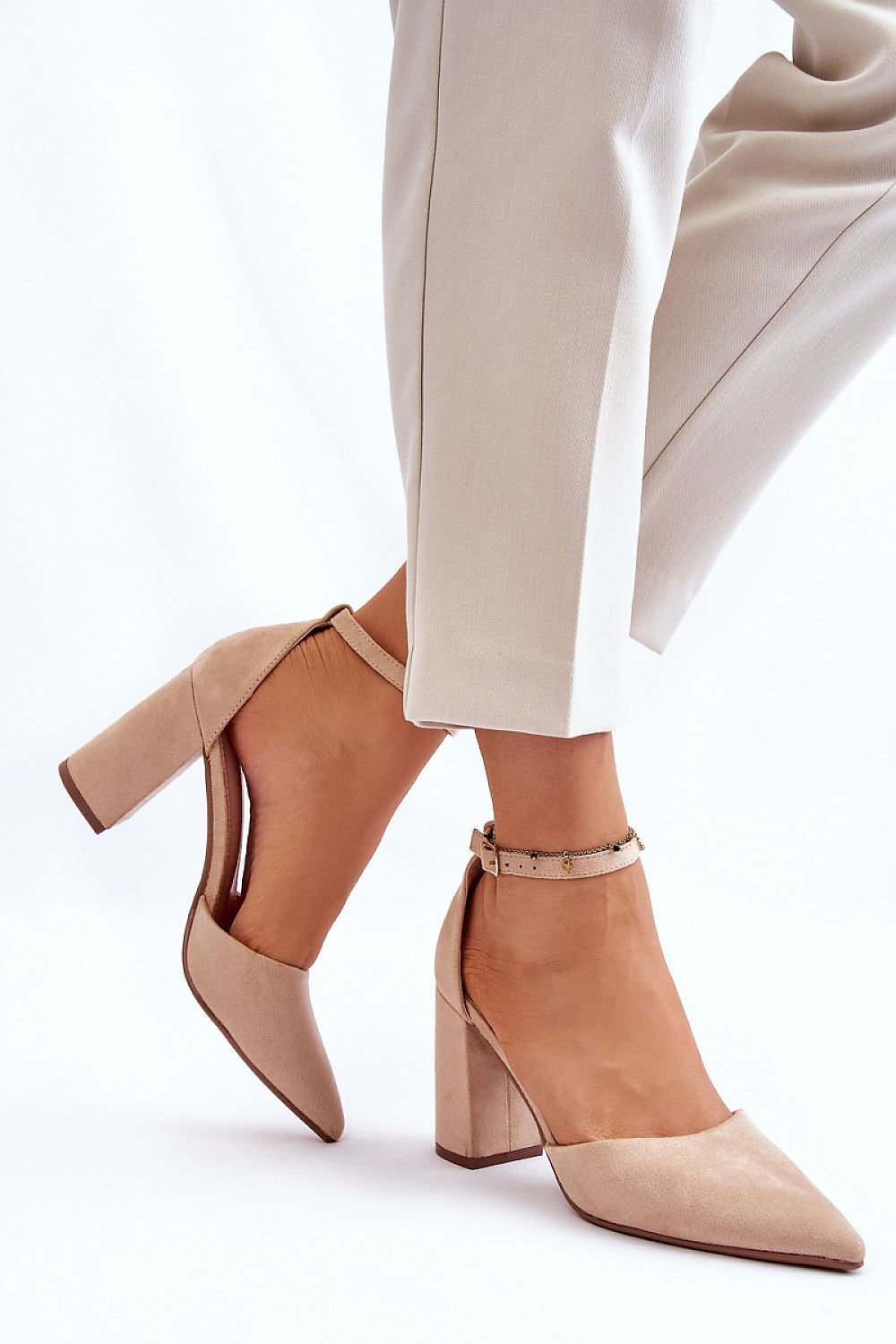 Wide heel pumps model 181456 Step in style