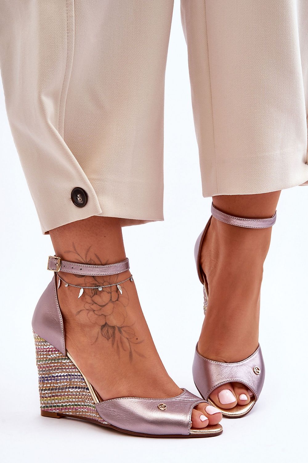 Buskins model 181768 Step in style
