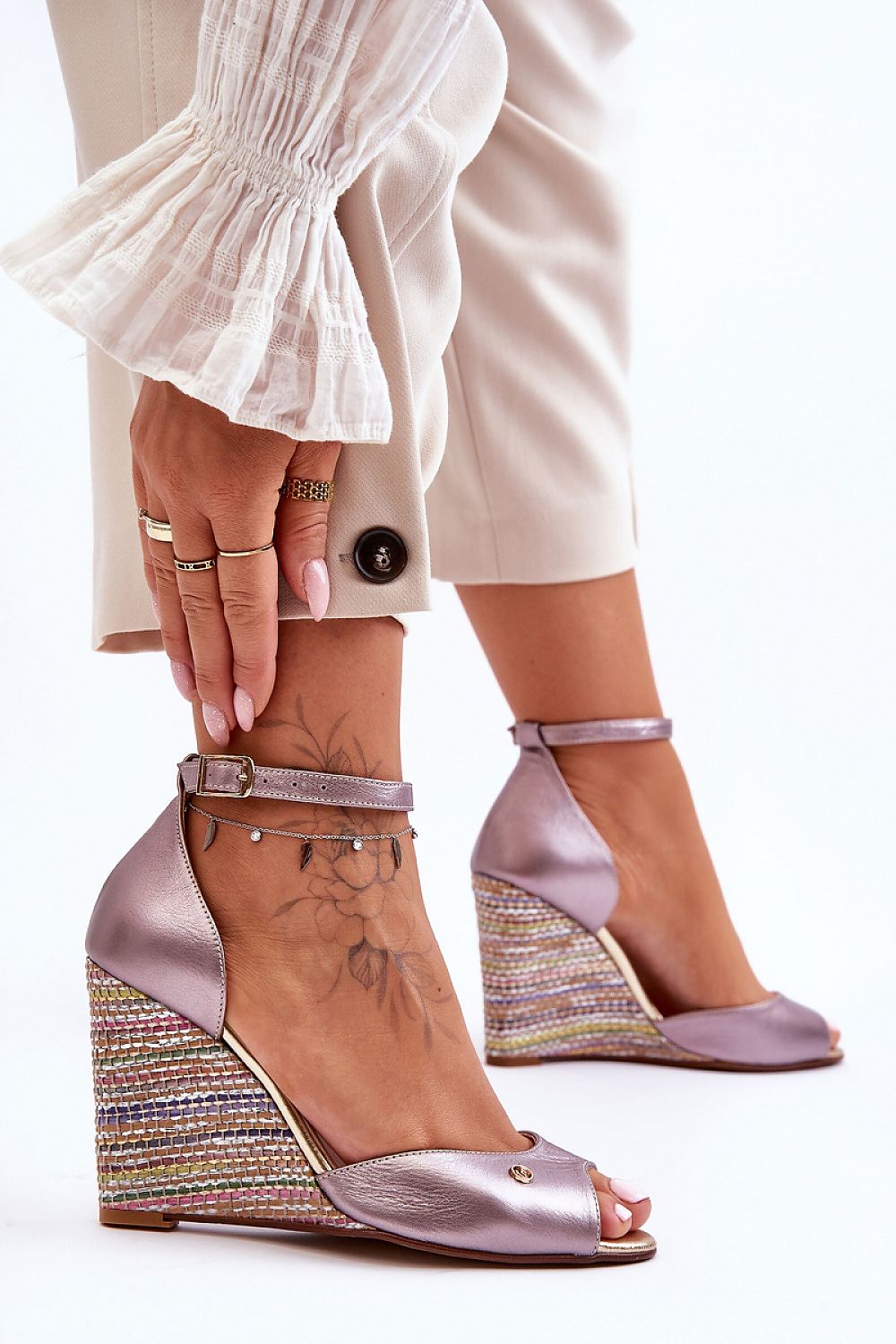 Buskins model 181768 Step in style