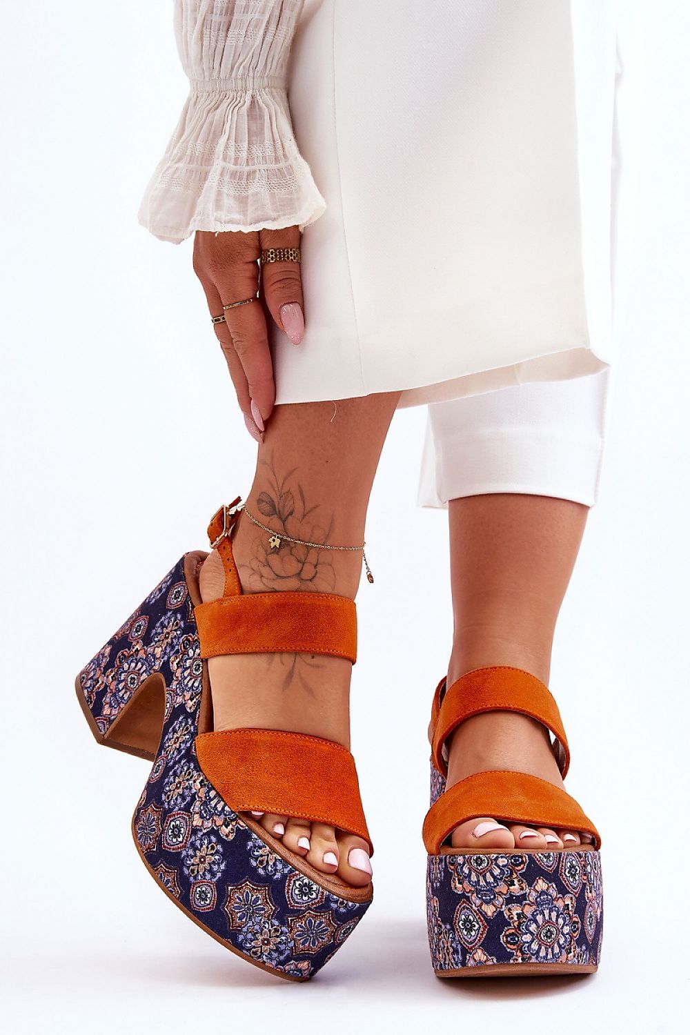Buskins model 181773 Step in style