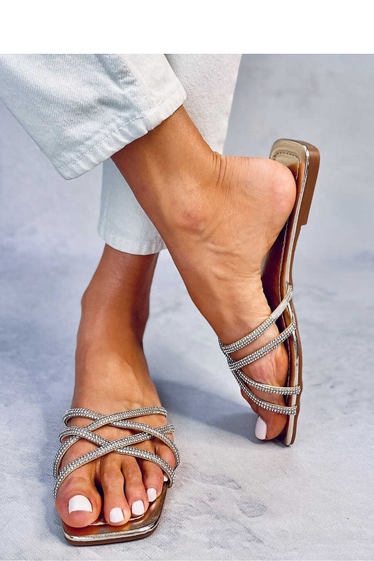 Clacquettes model 181933 Inello