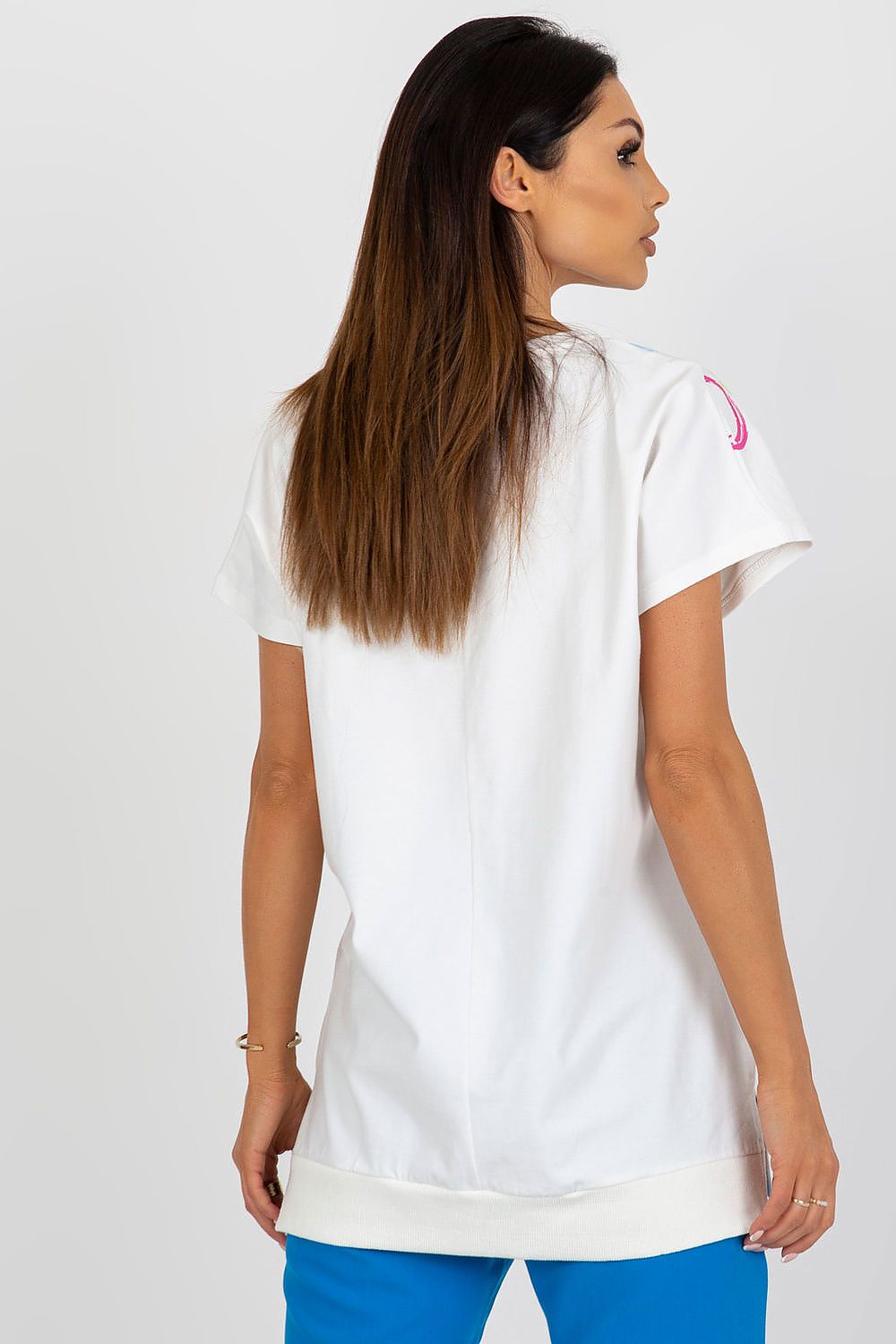 Blouse model 182151 Relevance