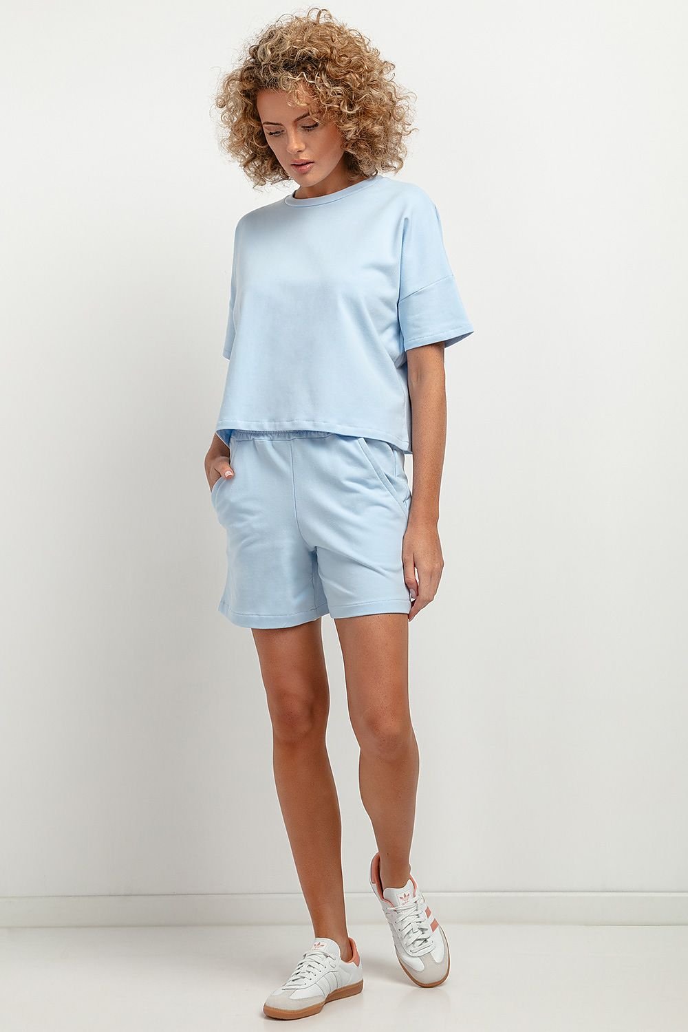 Shorts model 183186 Tessita