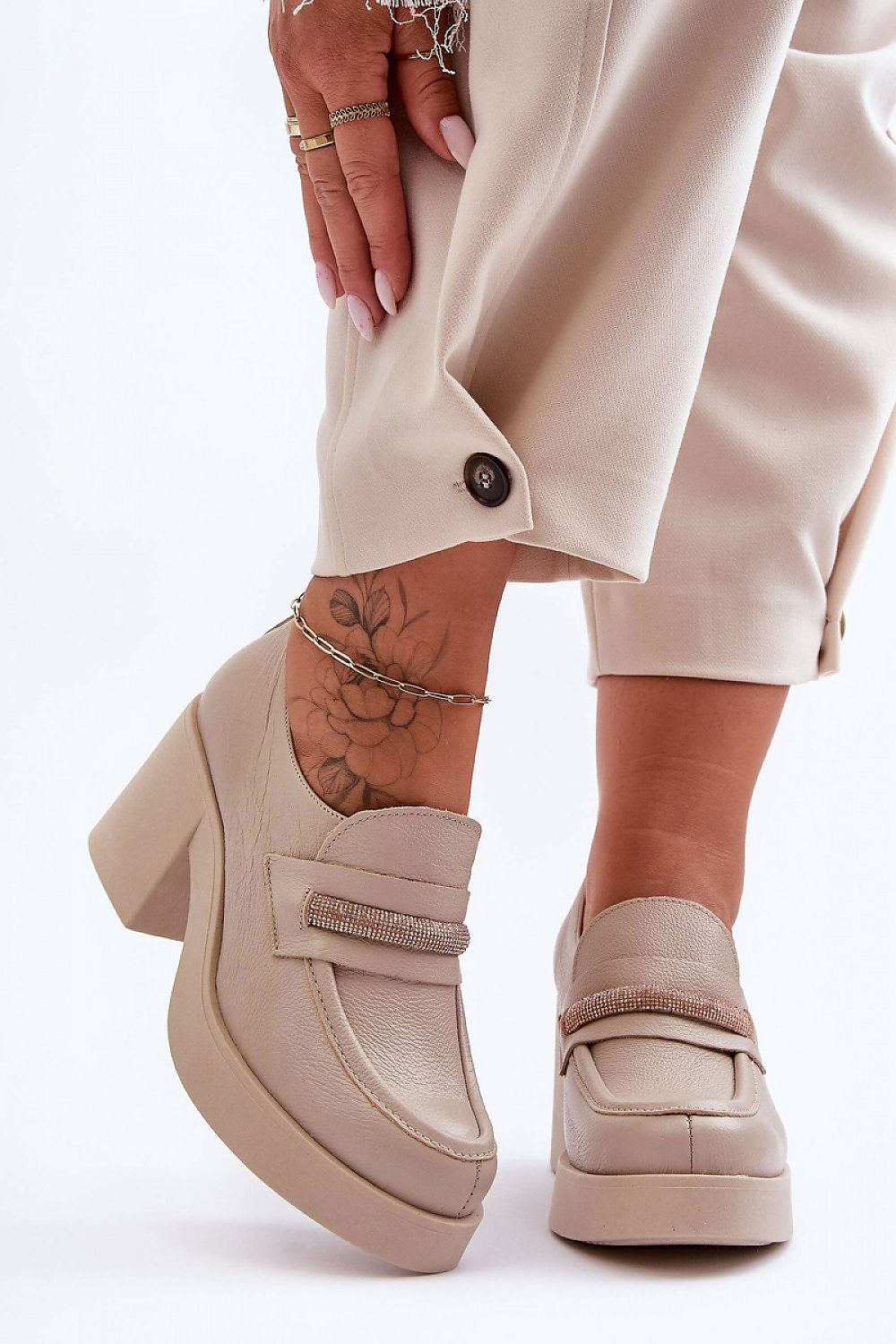 Low heeled shoes model 183964 Step in style