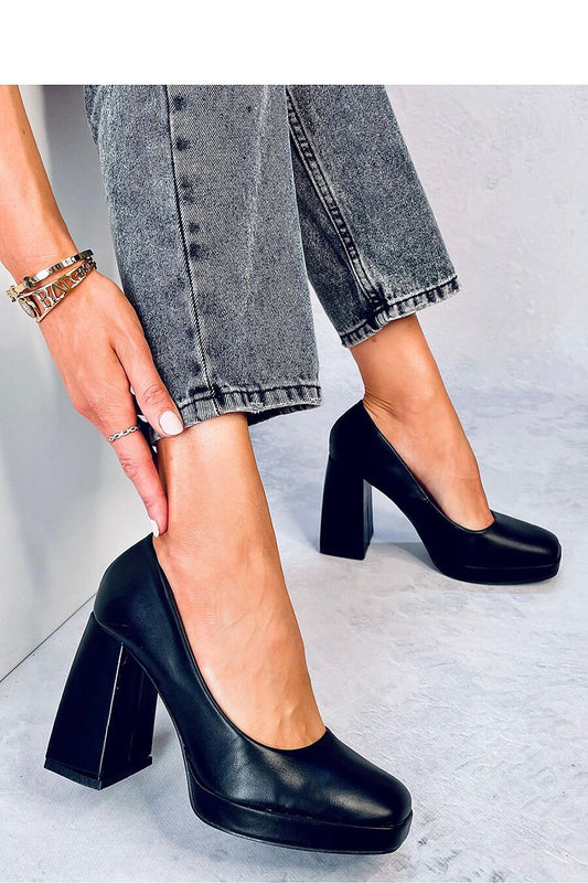 Escarpins talon large model 184265 Inello