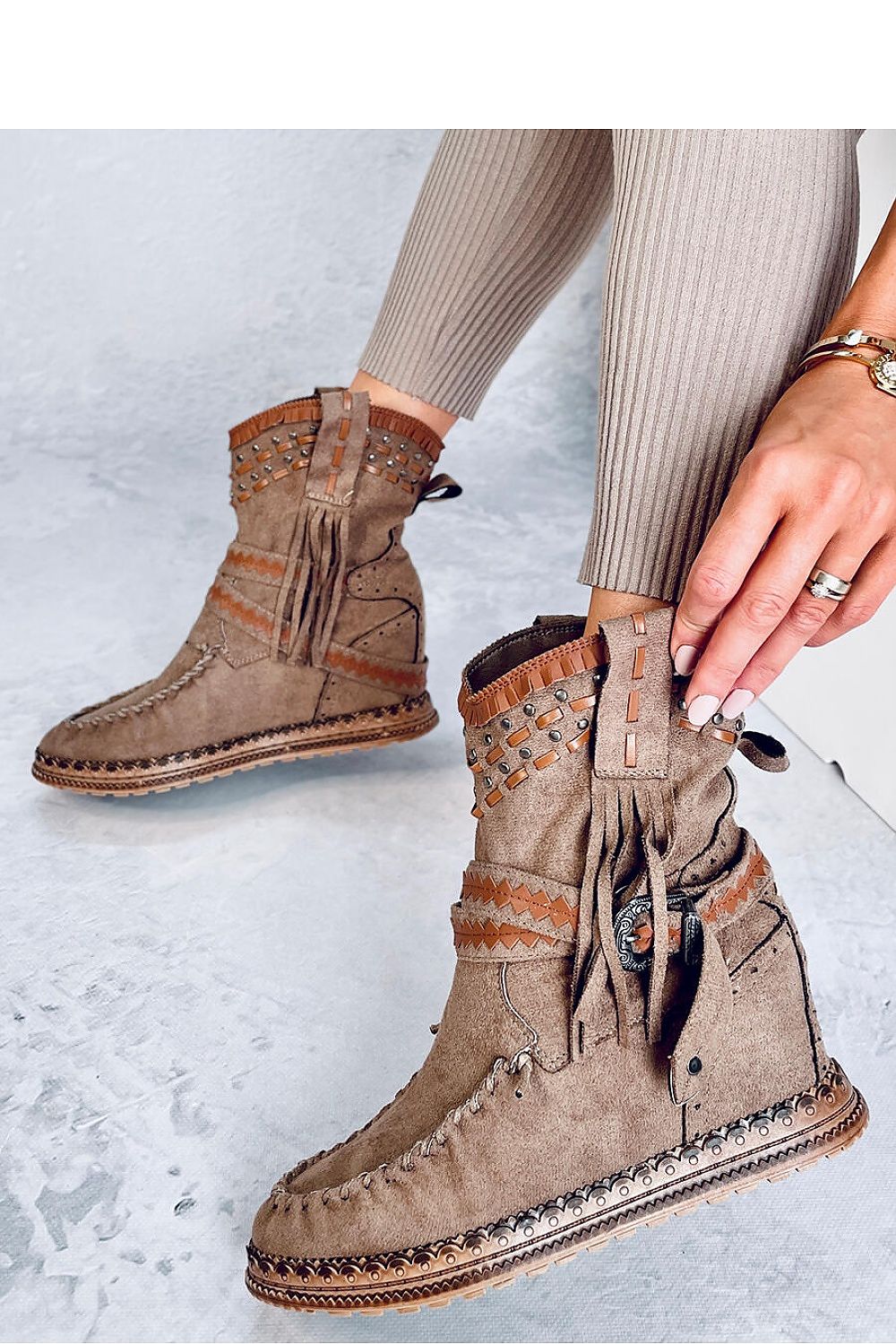 Bottes cothurnes model 184794 Inello