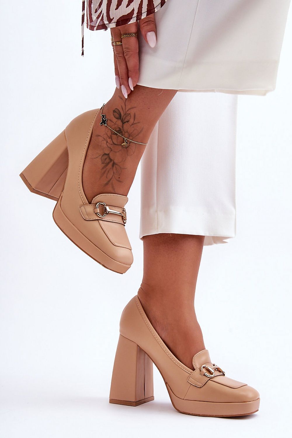 Step in style model 185453 heeled pumps