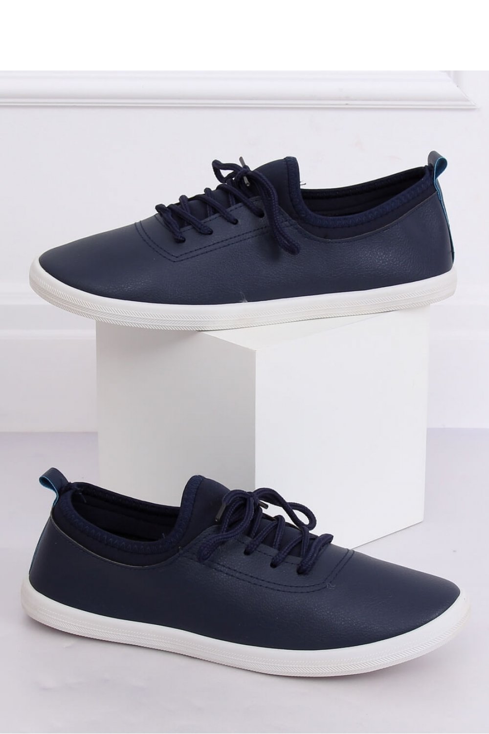 Sneakers model 141100 Inello-3