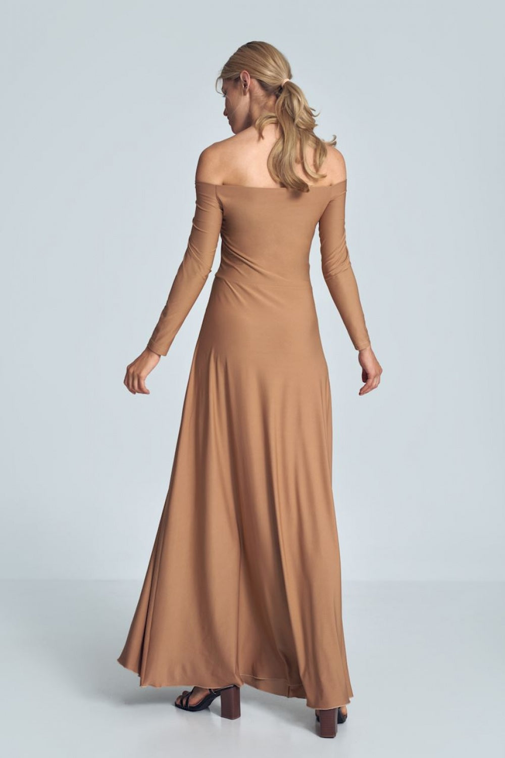 Robe longue model 147921 Figl-2