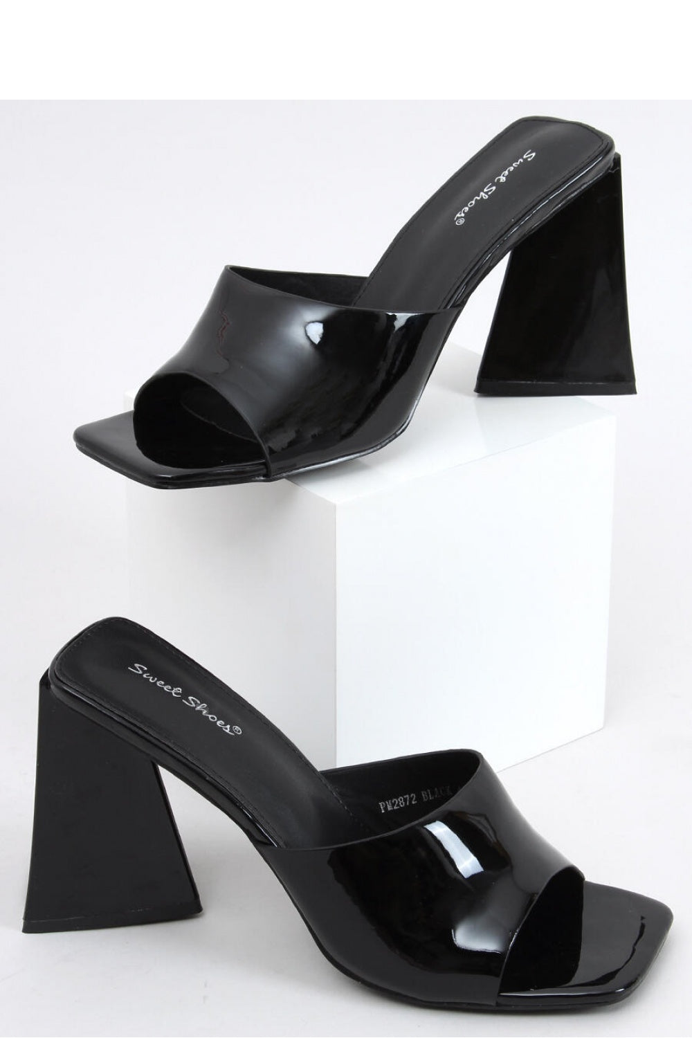 Clacquettes model 167044 Inello-0