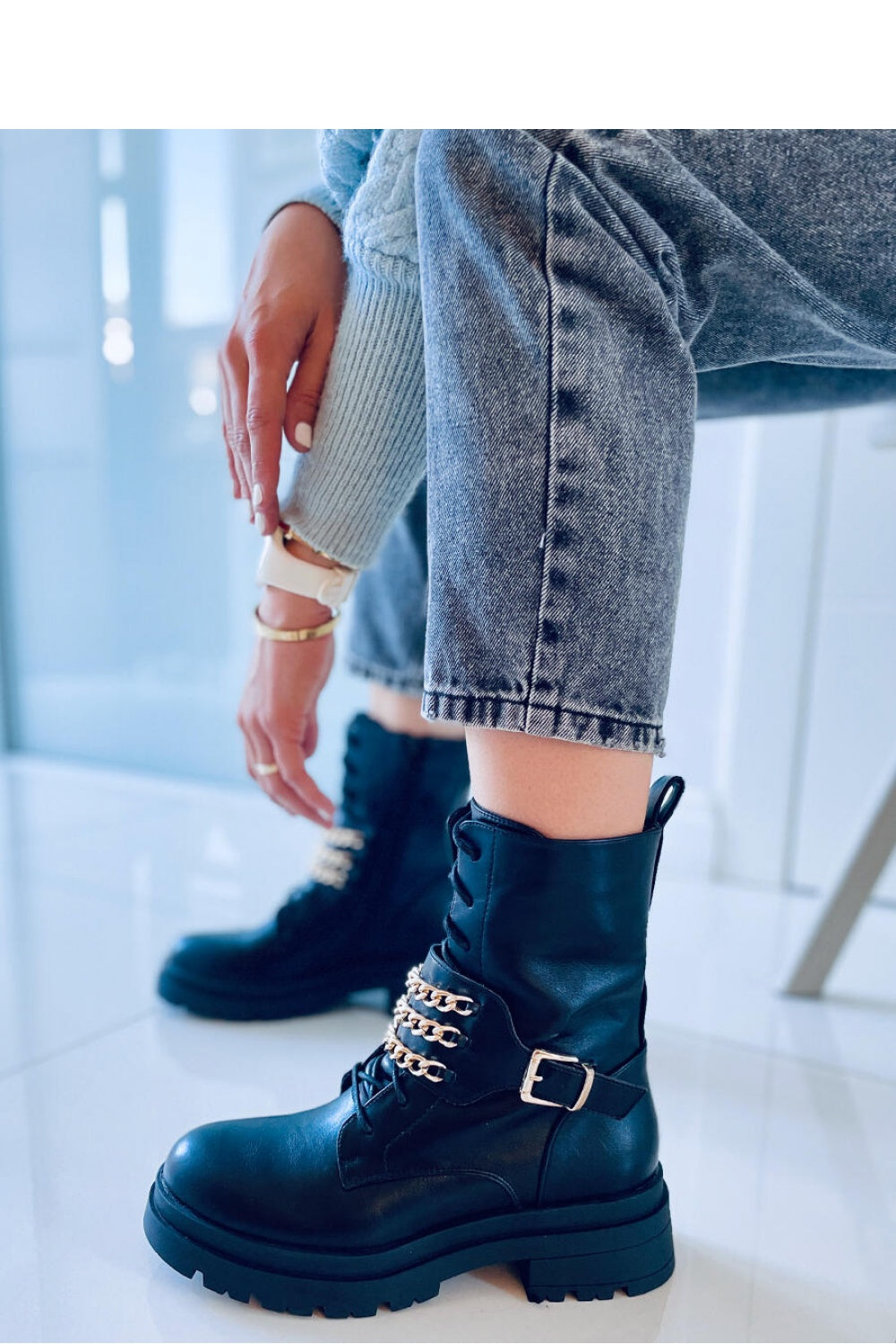 Bootie model 171129 Inello-1