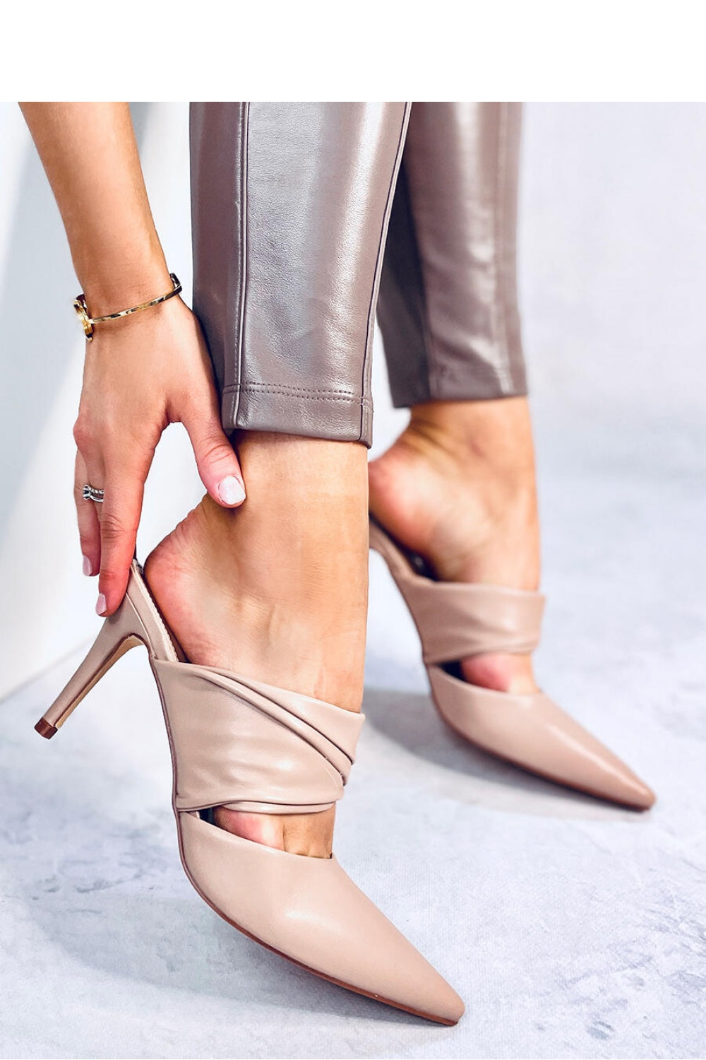 Talons hauts model 179289 Inello-3