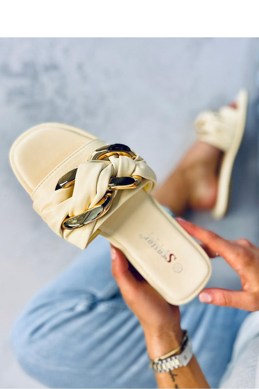 Clacquettes model 179295 Inello-1