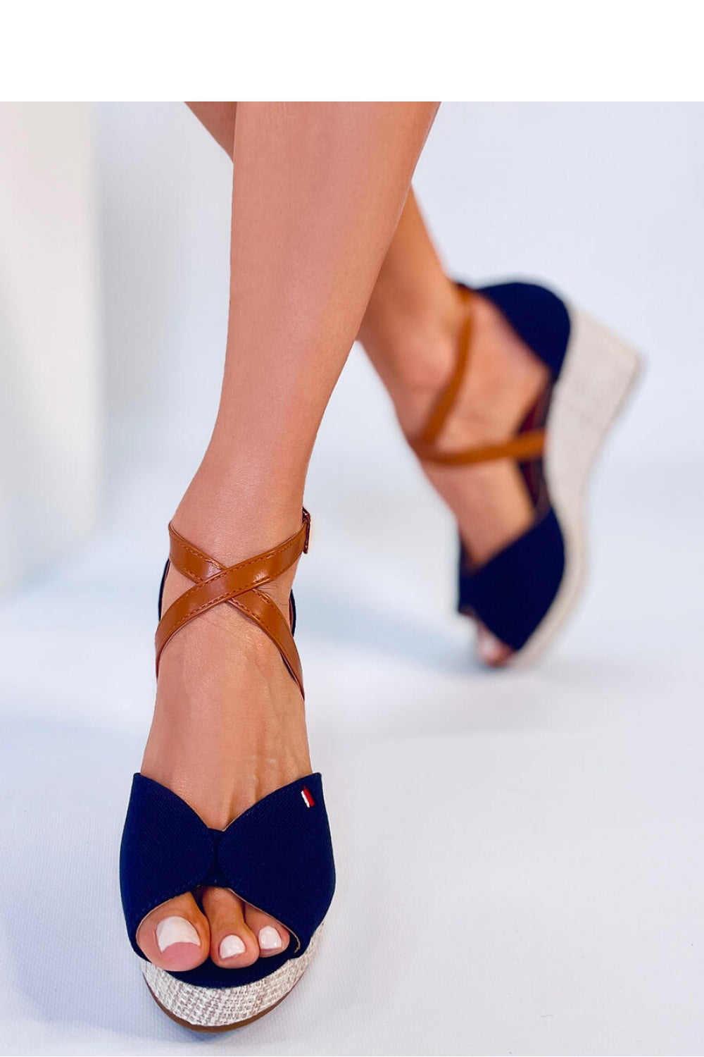 Cothurnes model 179416 Inello-3