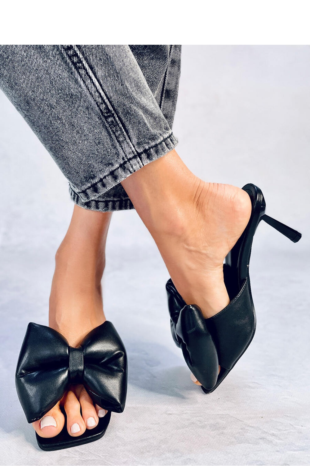 Clacquettes model 180736 Inello-2