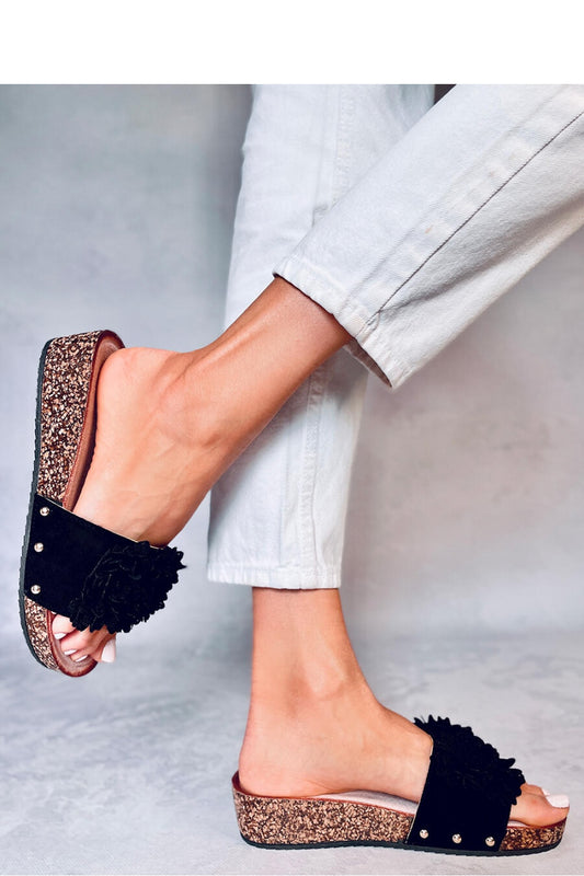 Clacquettes model 181976 Inello-1