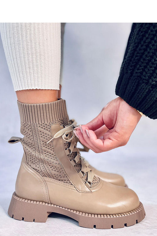 Bottes model 187374 Inello