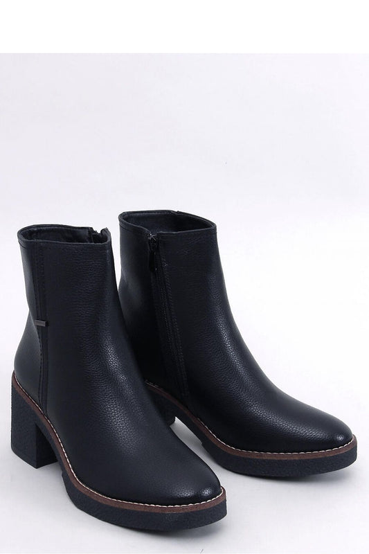 Heeled boots model 187386 Inello