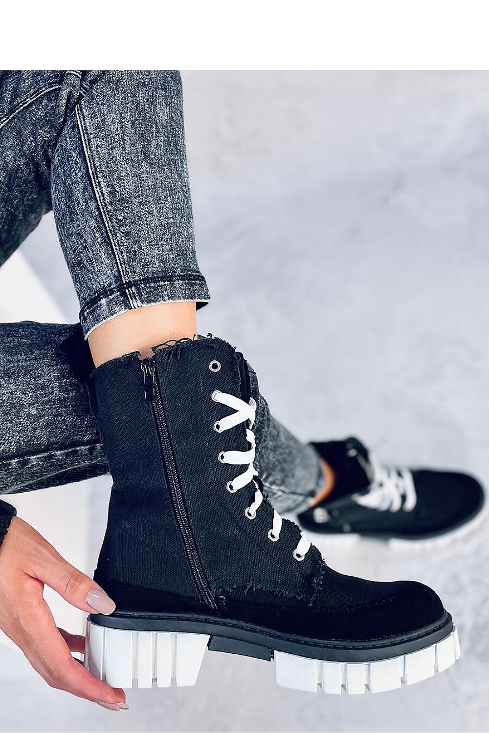 Bottes model 187402 Inello