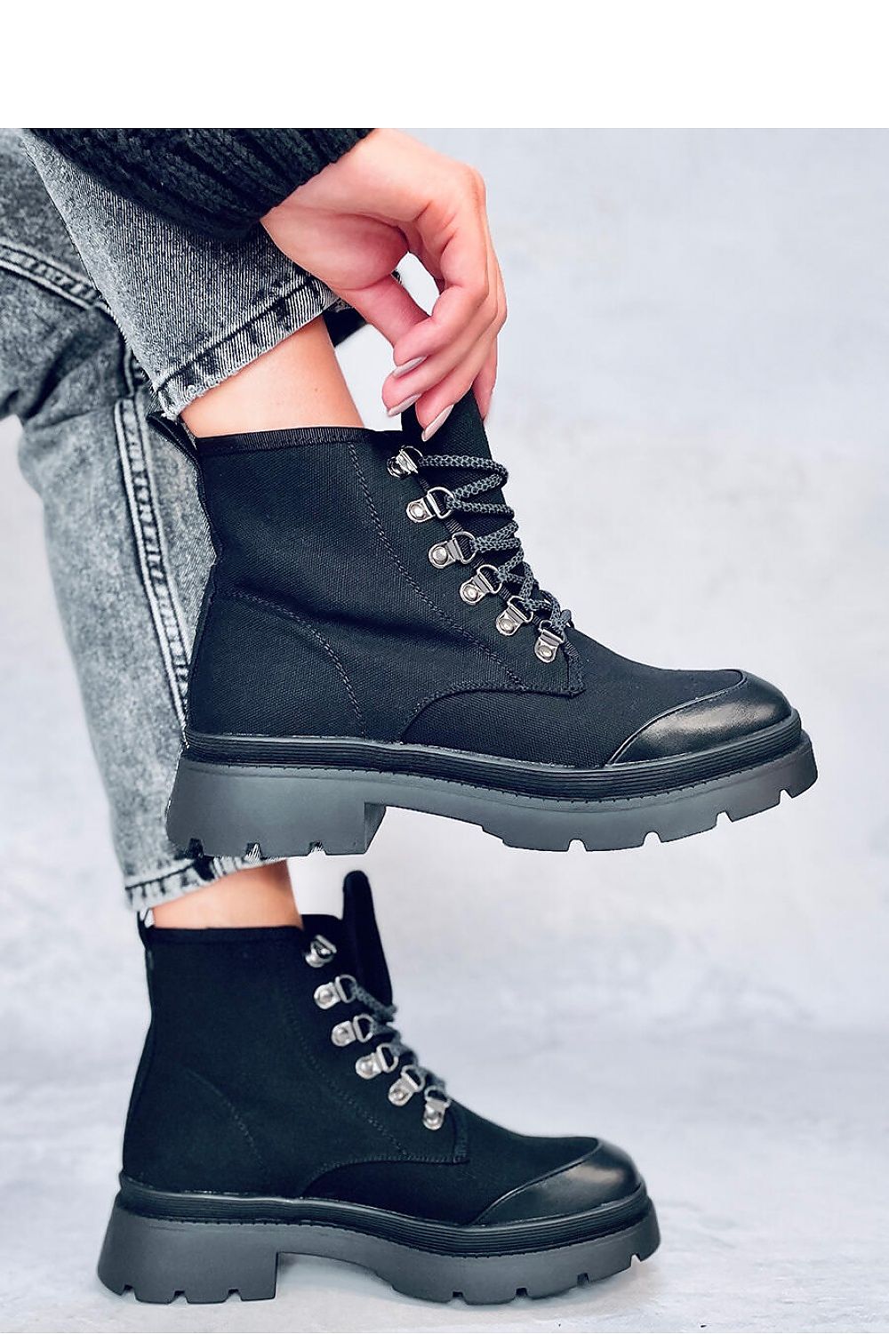 Chaussure de marche model 187407 Inello