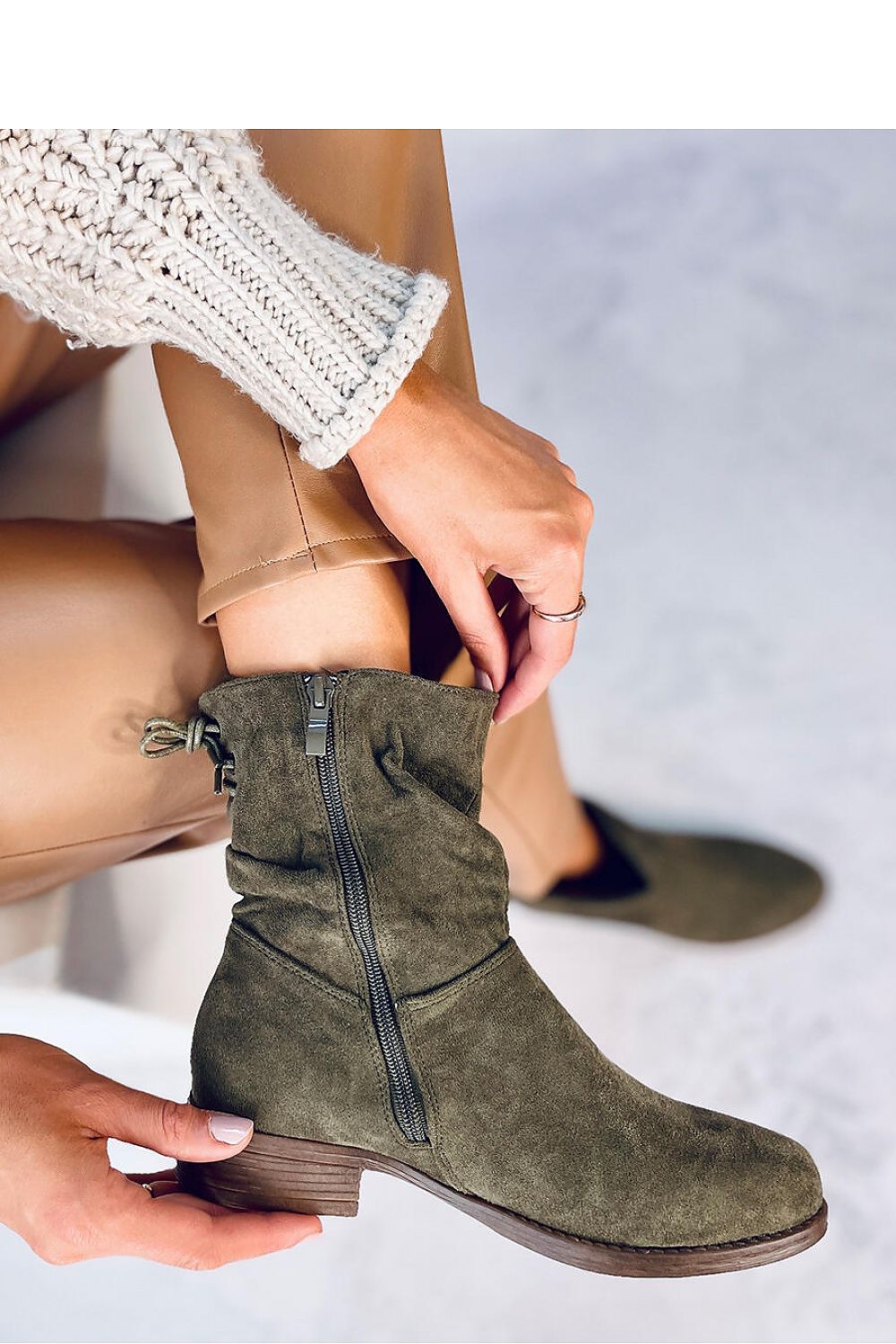 Bottes model 188106 Inello