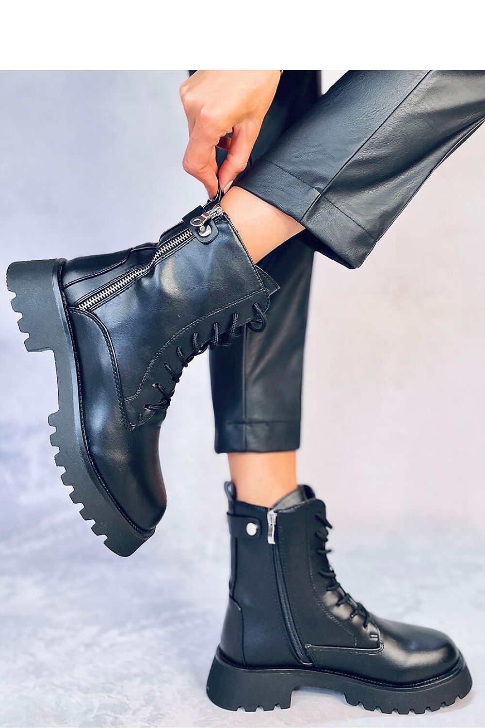 Bottes model 188475 Inello