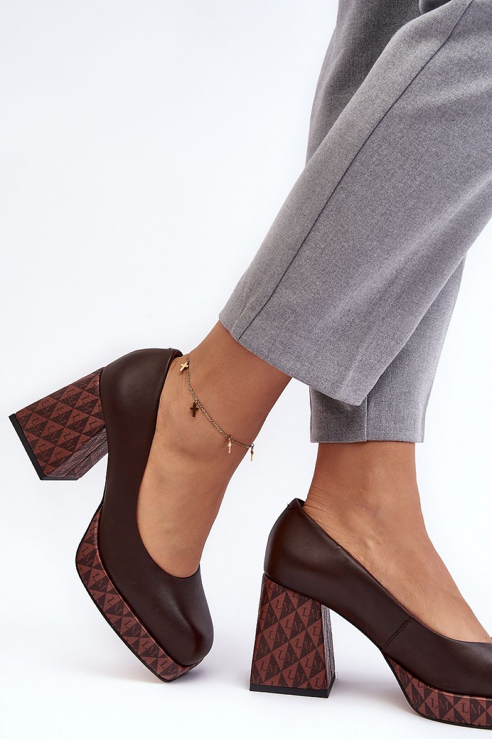 Wide heel pumps model 188523 Step in style