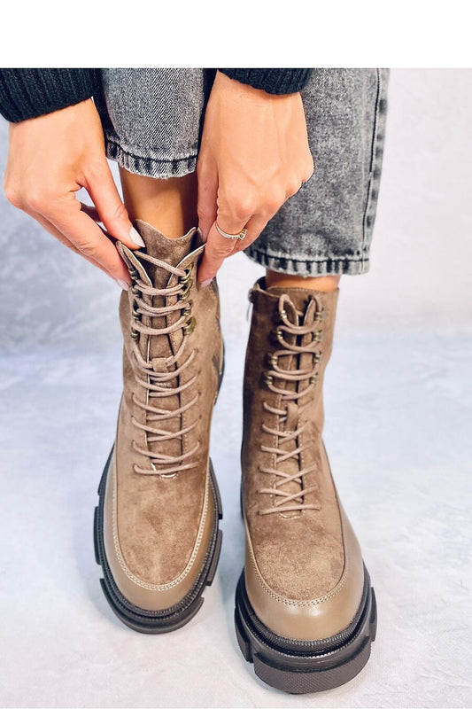 Bottes model 188753 Inello