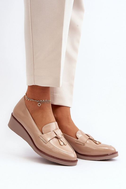 Step in style low-top shoes