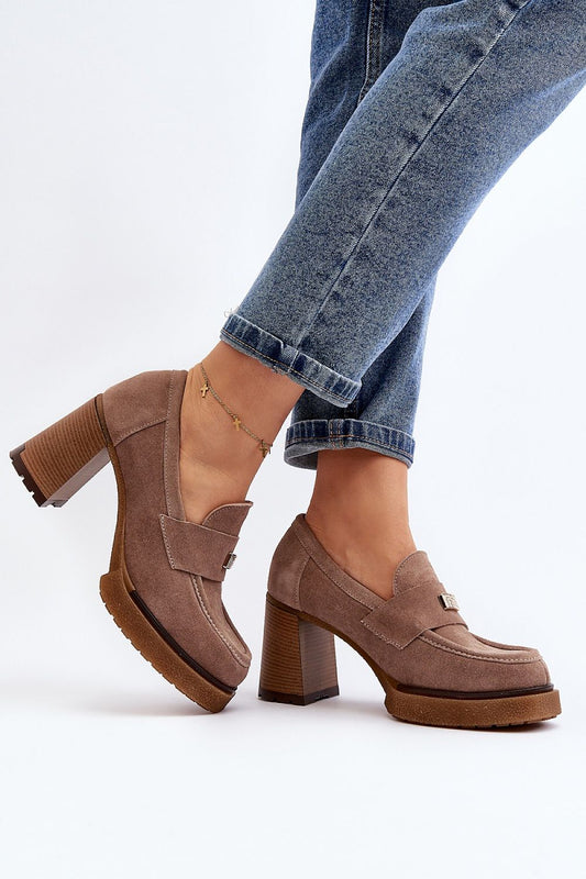 Step in style low heel shoes