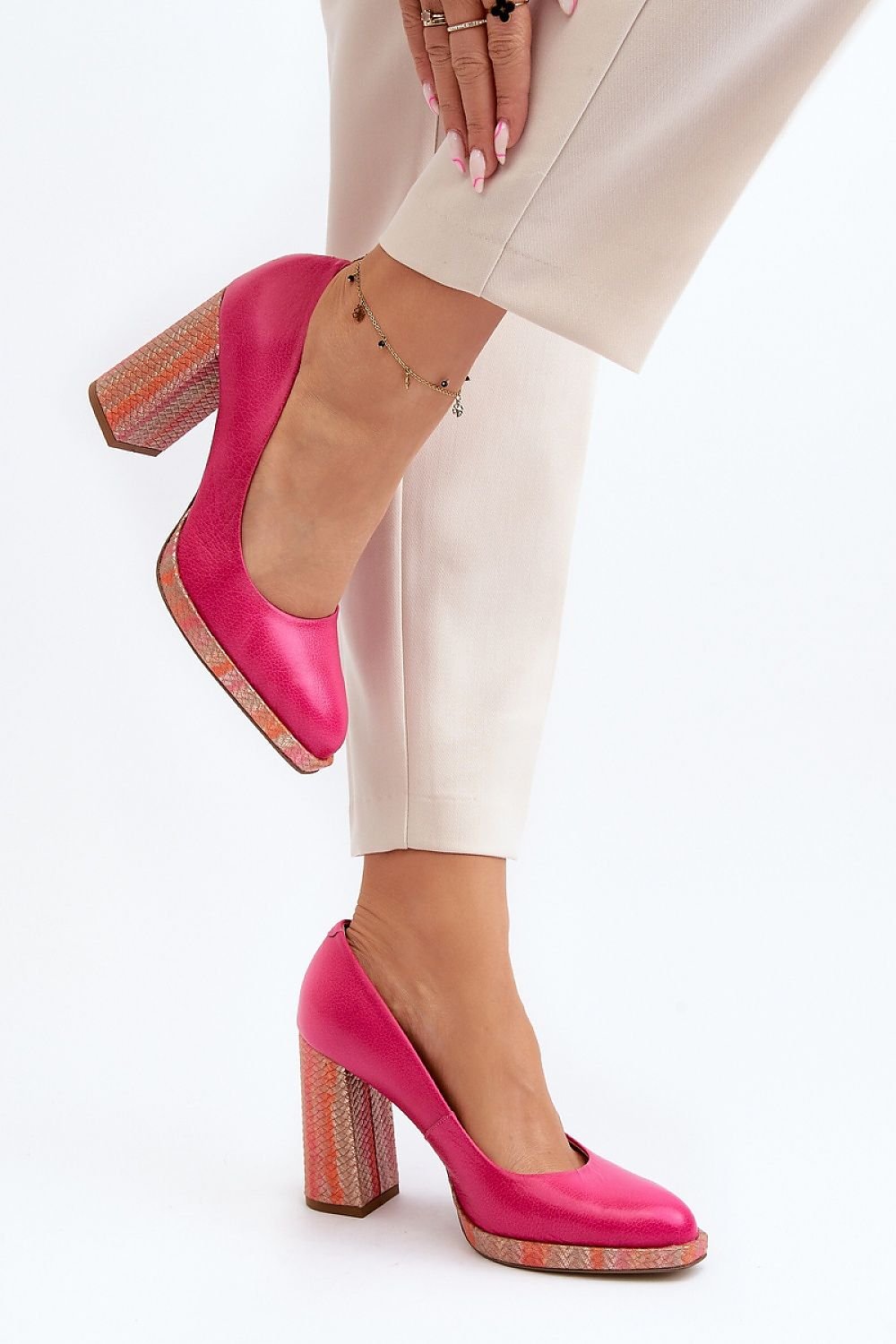 Escarpins talon large Step in style