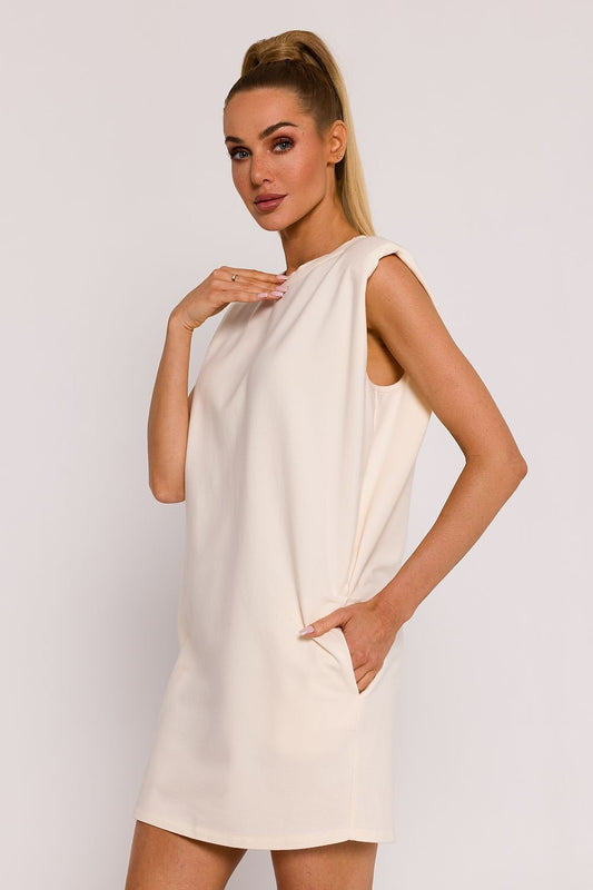 Moe Day Dress