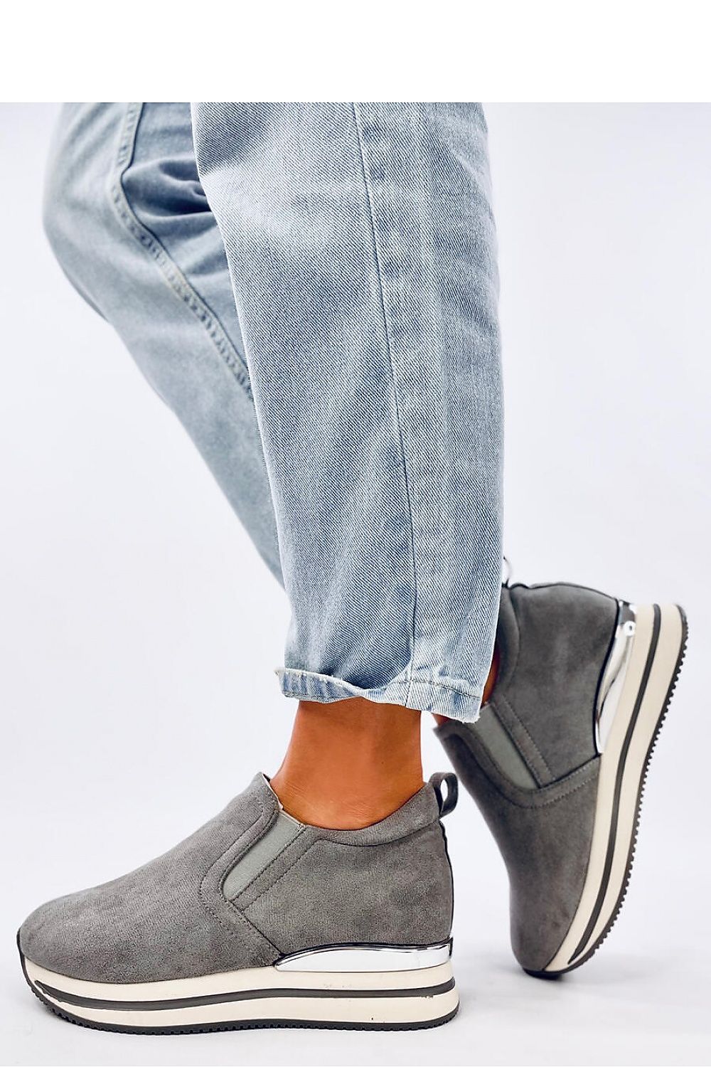 Chaussures basses &agrave; cothurnes Inello