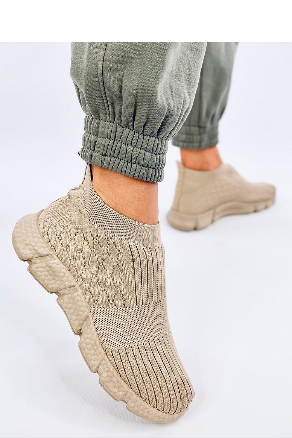 Inello sports shoes