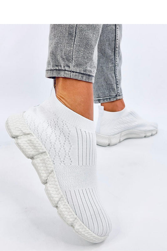Inello sports shoes